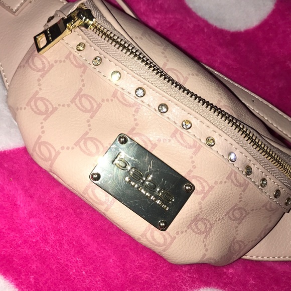 BEBE Fannypack - Picture 1 of 3